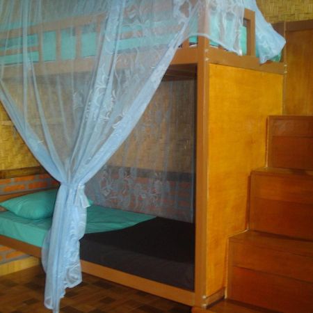 Dormitory Sedap Malam Сингараджа Экстерьер фото
