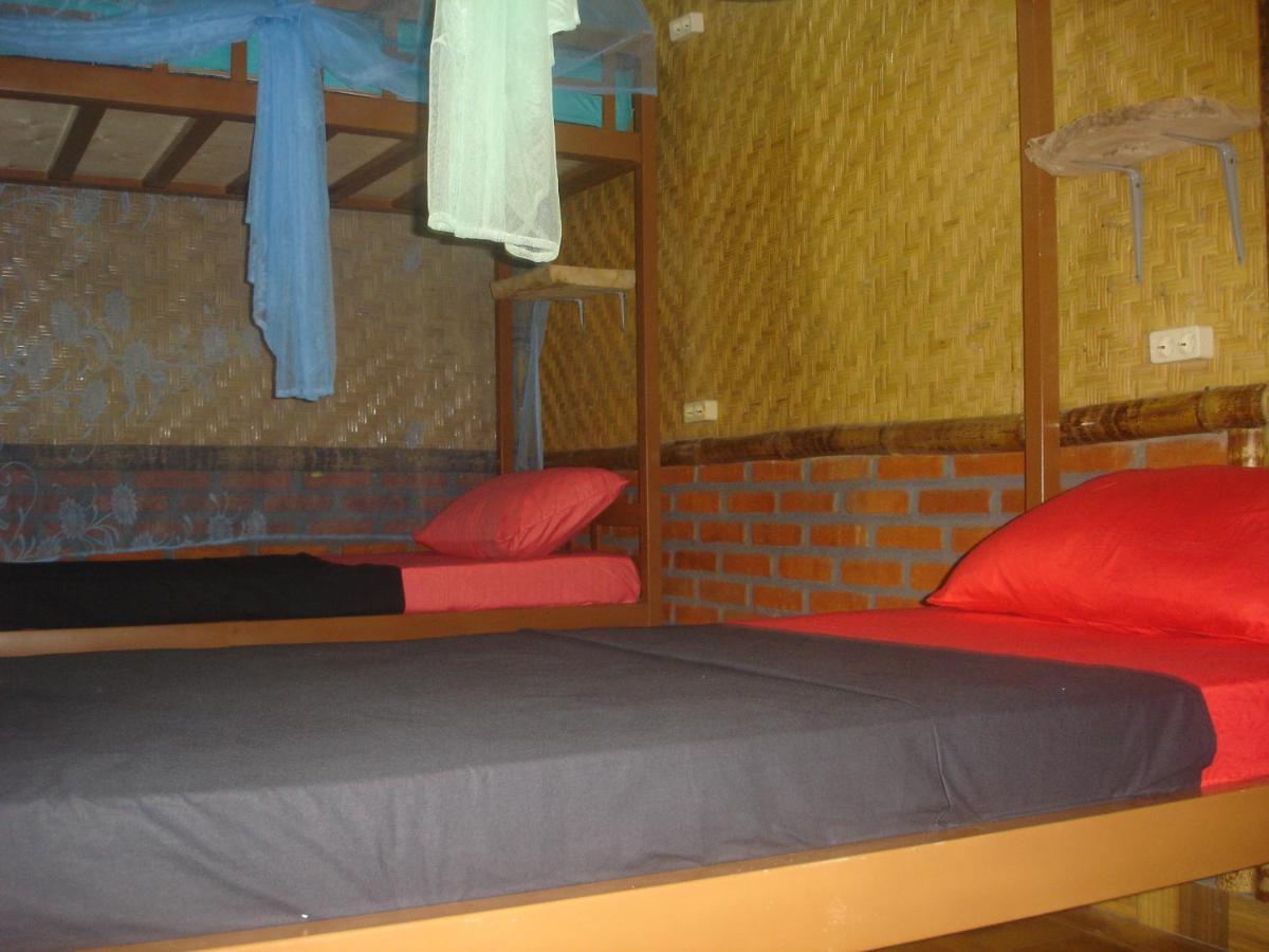 Dormitory Sedap Malam Сингараджа Экстерьер фото