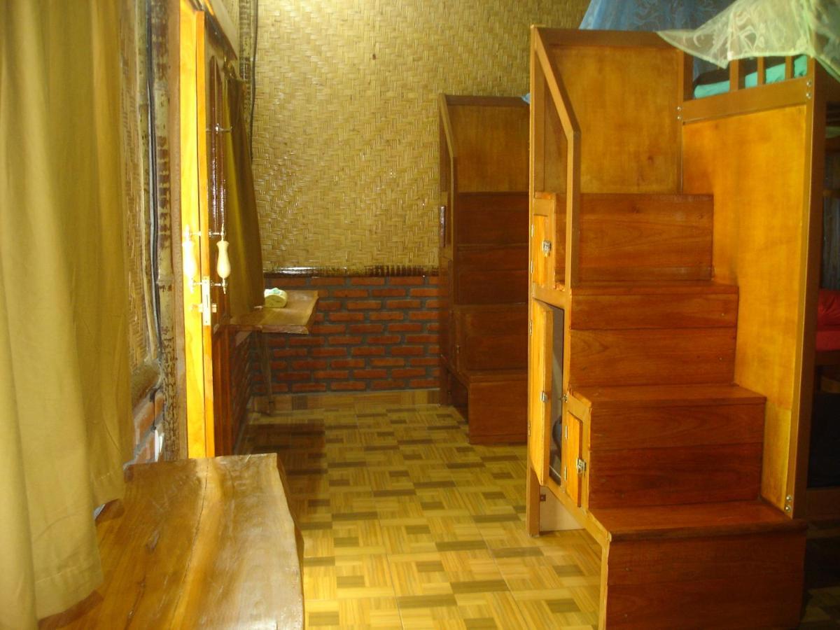 Dormitory Sedap Malam Сингараджа Экстерьер фото